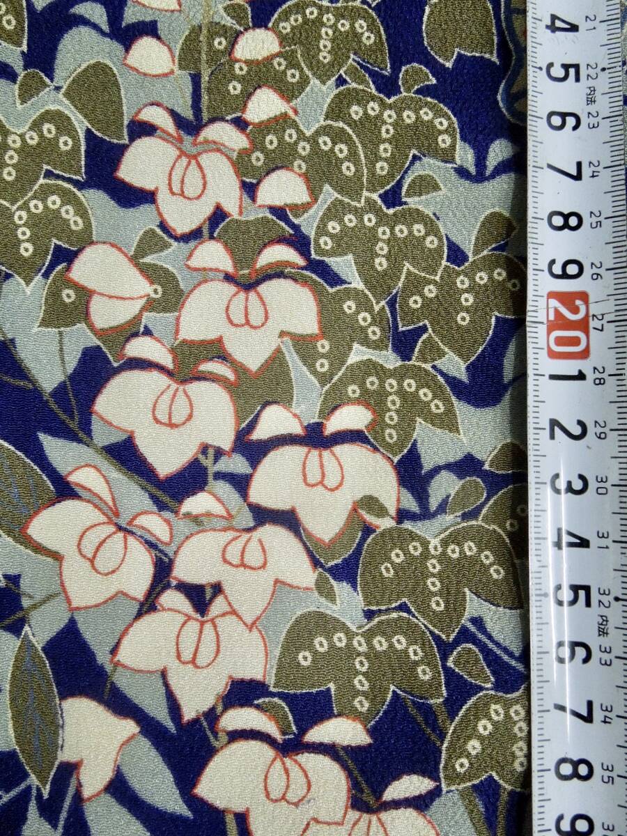 絹織物 古裂 古布 No157 美品 縮緬 襦袢 蝶々に藤の花の図 アンティーク リメイク パッチワーク   の画像9