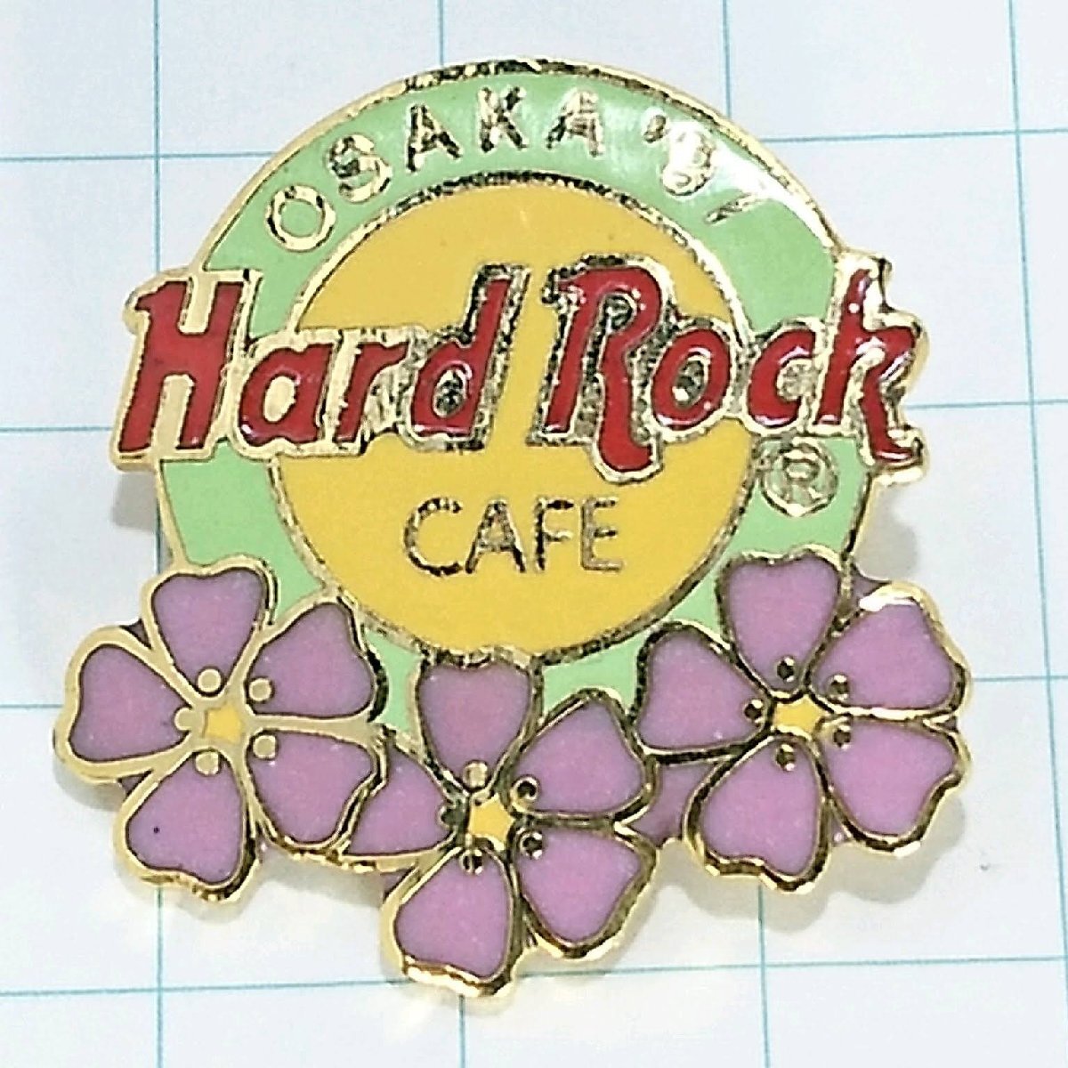 送料無料)Hard Rock Cafe チェリーブロッサム ハードロックカフェ ピンバッジ PINS ブローチ ピンズ A24093_画像1