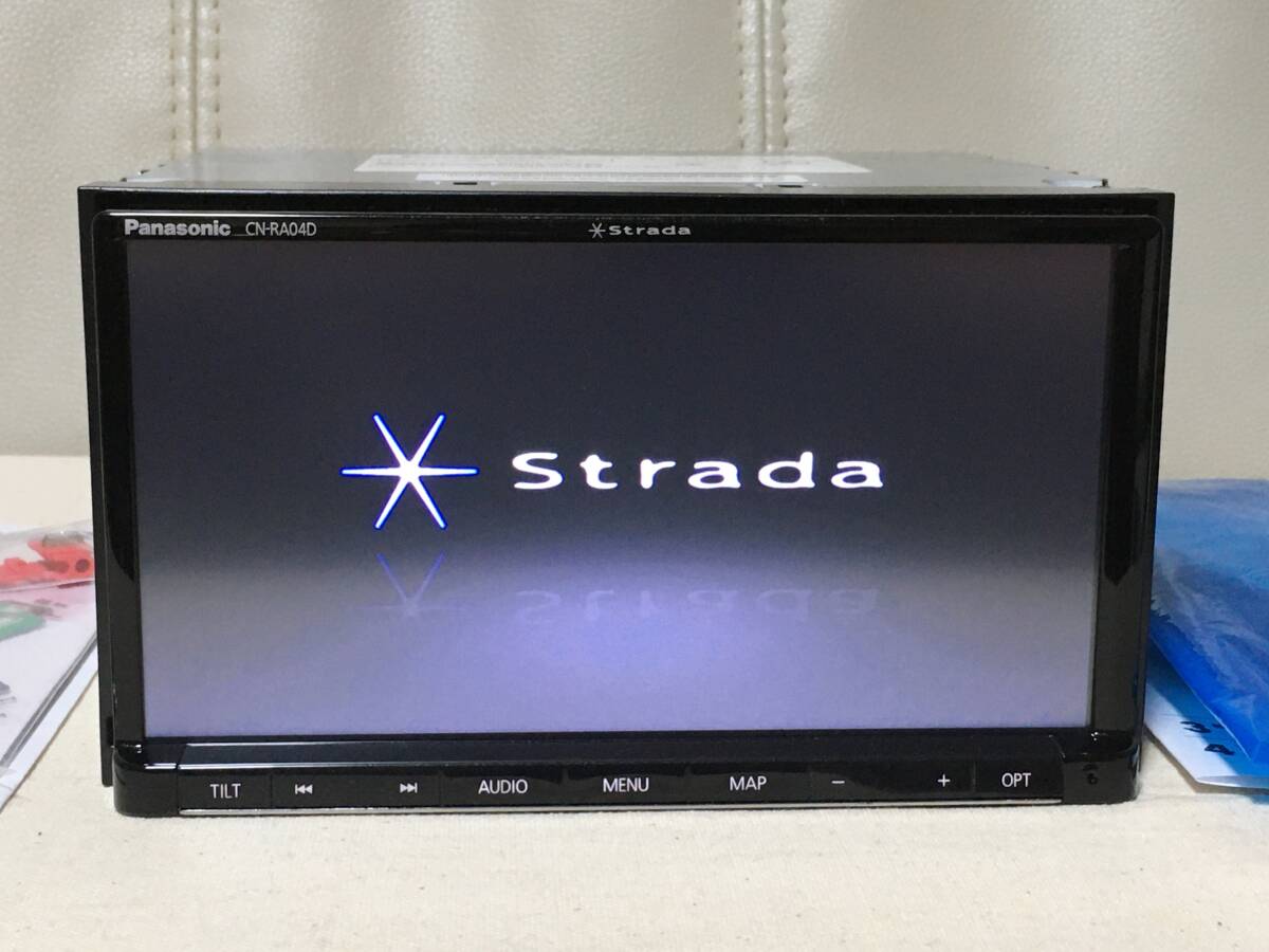 Strada CN-RA04D 2021年度版 送料込 Bluetooth ハンズフリー CA-LAV200D フルセグ 地デジ DVD再生 SD/CD音楽 7V 2DIN 180mm ストラーダの画像1