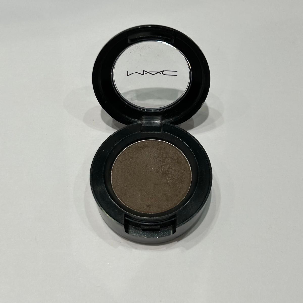 mac スモールアイシャドウ ブラン