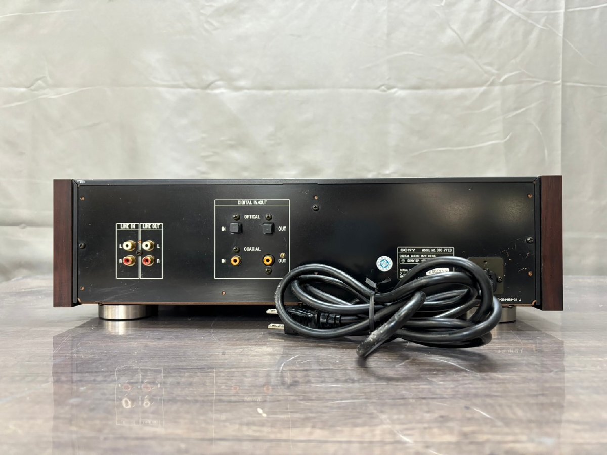 △641　ジャンク品　オーディオ機器　DATデッキ　SONY　 DTC-77ES　ソニー_画像4