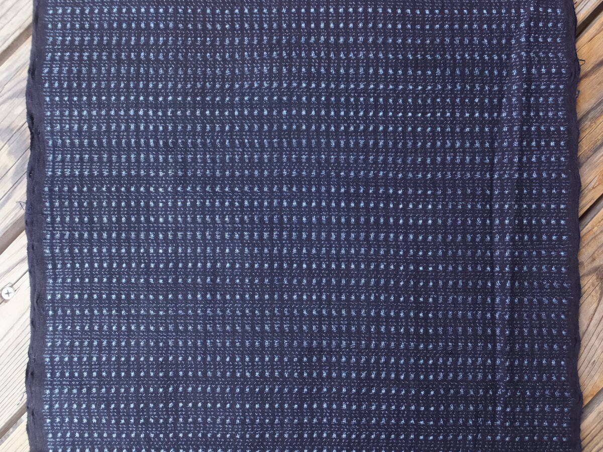 中厚藍木綿書生絣の着物解き古布・一着分・幅36㌢・重570g・リメイク素材の画像6