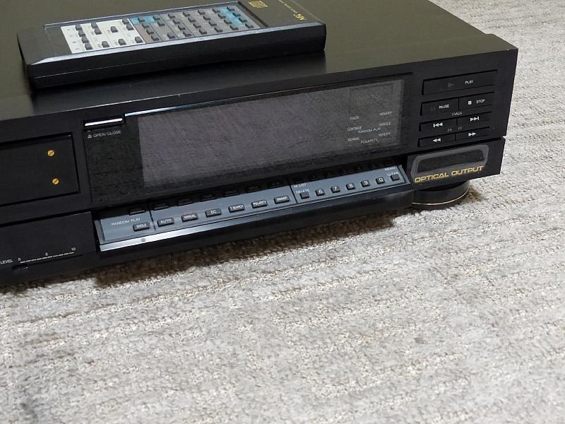 NECのフィリップスDAC搭載.CDデッキ.CD-830DSです