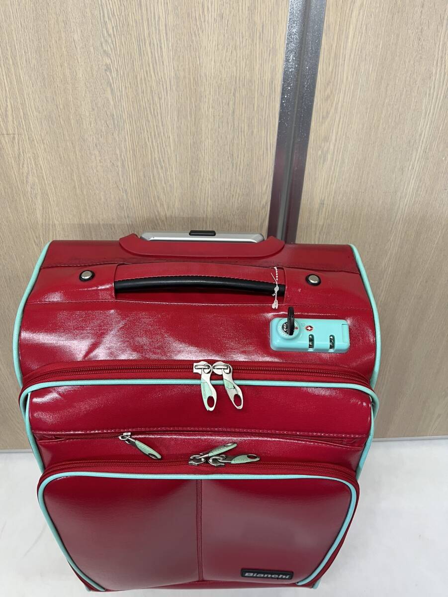 ◎Bianchi キャリーケース 中古 鍵付き 旅行バッグ ビアンキ スーツケース◎の画像2