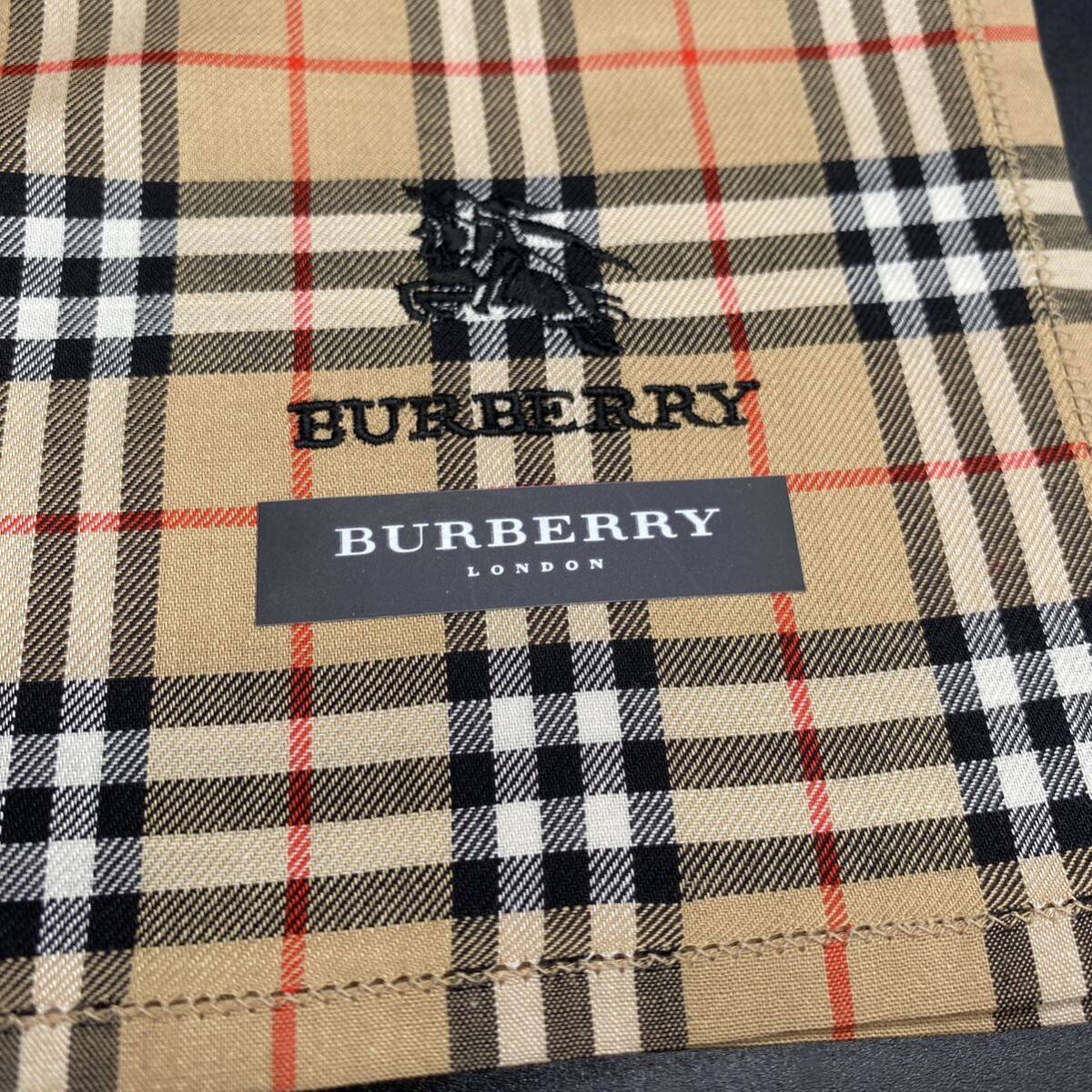 BURBERRY バーバリー ハンカチ　ブラウン 細かめチェック　ブラックホースマーク刺繍　no.39_画像2