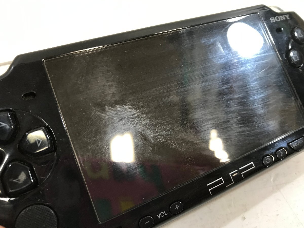 【ジャンク】SONY PSP-2000 本体 ブラック 《電池蓋なし・動作音異常・液晶難あり》 ソニー PlayStation Portable ポータブル ◆の画像4