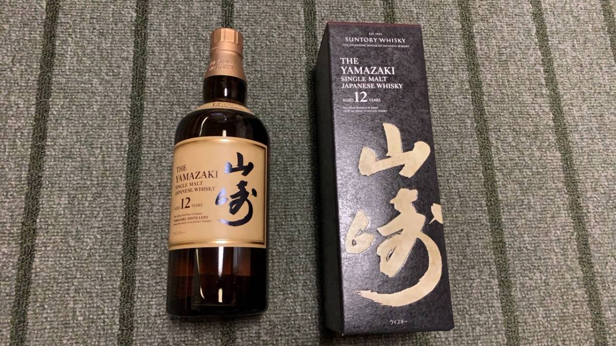 【即決】サントリー ウイスキー　山崎12年　700ml　新品　カートン入り　／　SUNTORY YAMAZAKI SINGLE MALT WHISKY_画像1