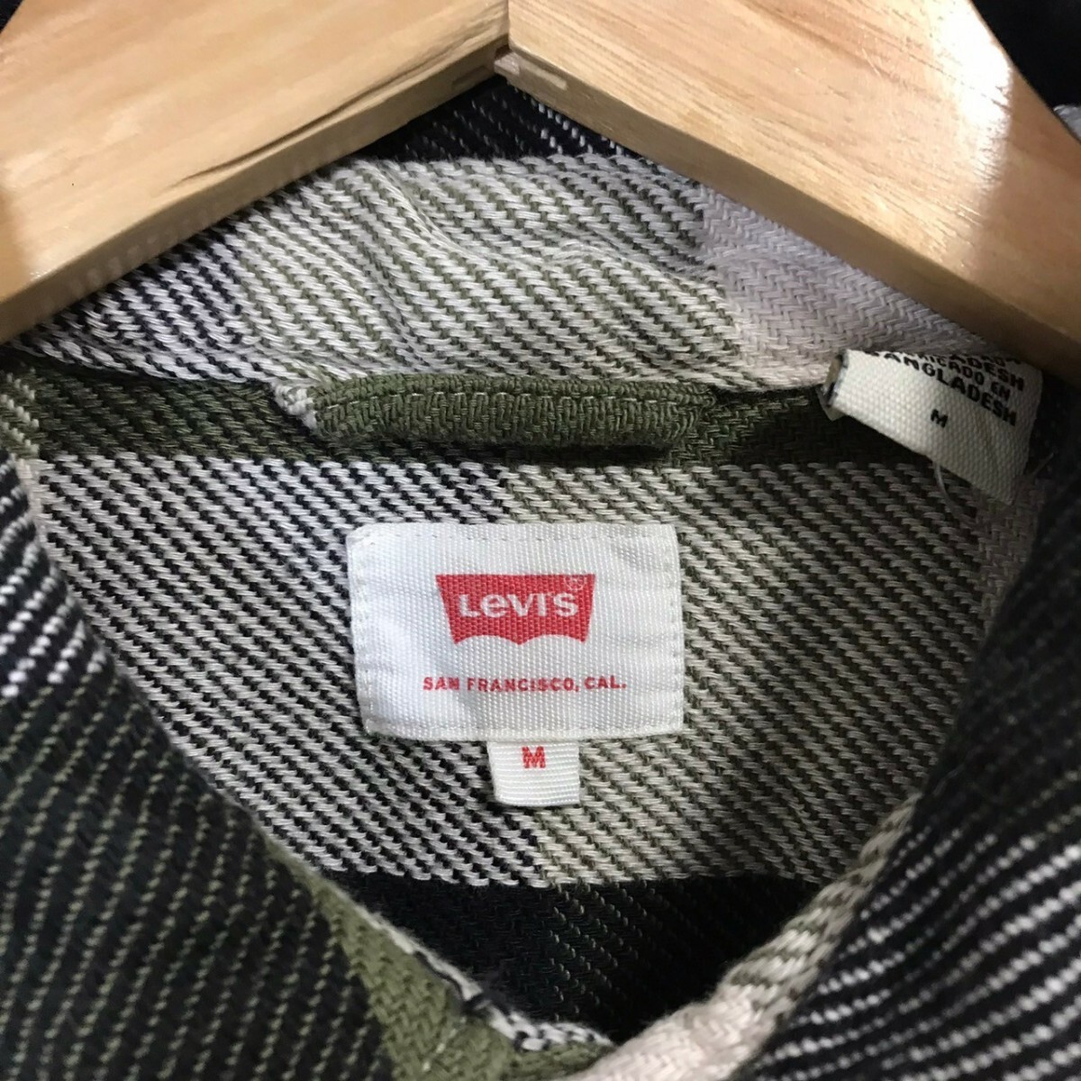 H7781dE Levi's リーバイス 長袖シャツ チェックシャツ メンズ サイズM カーキ×ブラック×ホワイト ウエスタンシャツ ネルシャツ 古着_画像6