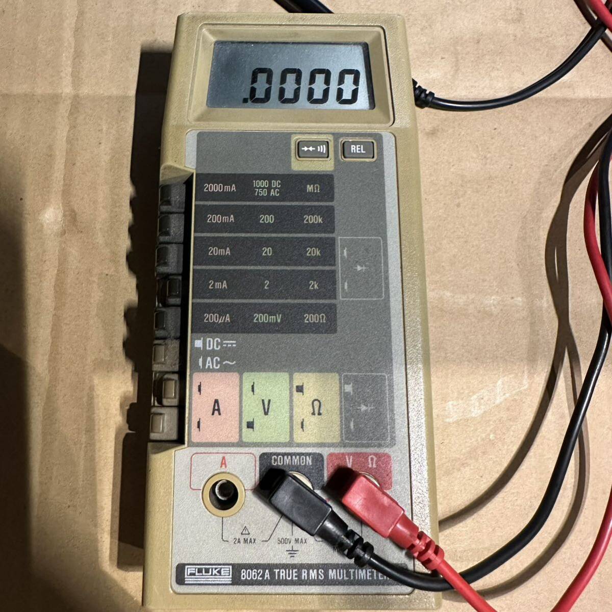 FLUKE フルーク8060A TRUE RMS MULTIMETER デジタル マルチメーター デジタルマルチメーター マルチテスター テスター 計測器 測定器_画像2