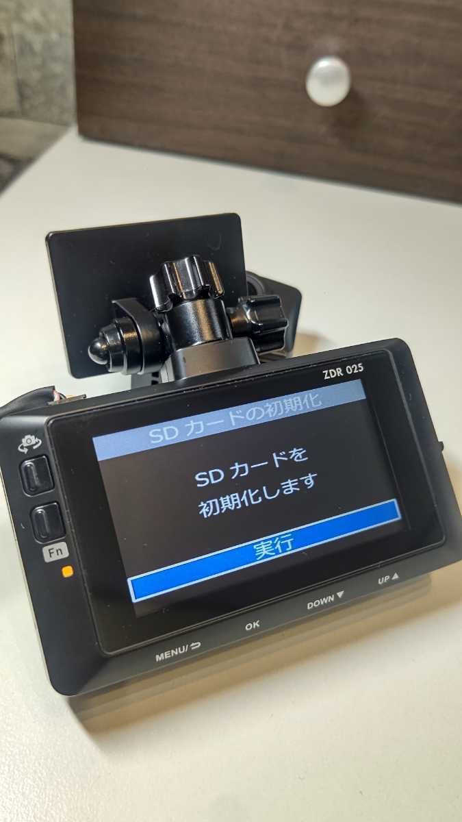 ☆美品☆COMTEC ドライブレコーダー ZDR 025！前後2カメラ仕様！32GBマイクロSD付、配線付！_画像4