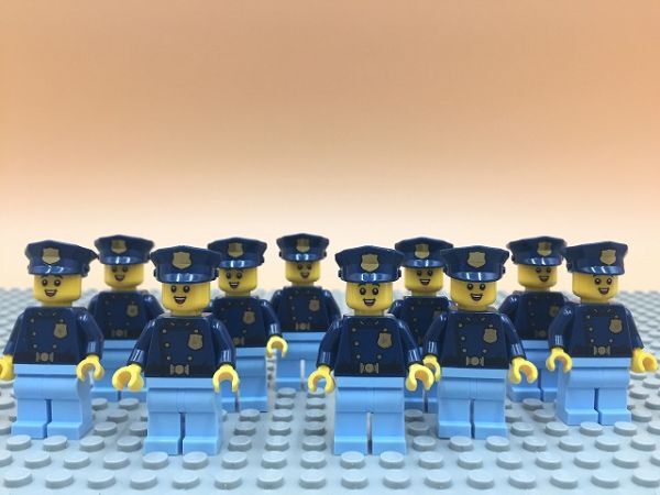 V19　レゴ　ミニフィグ　ポリス/警察官・水色　10個セット　新品未使用　LEGO社純正品_画像1