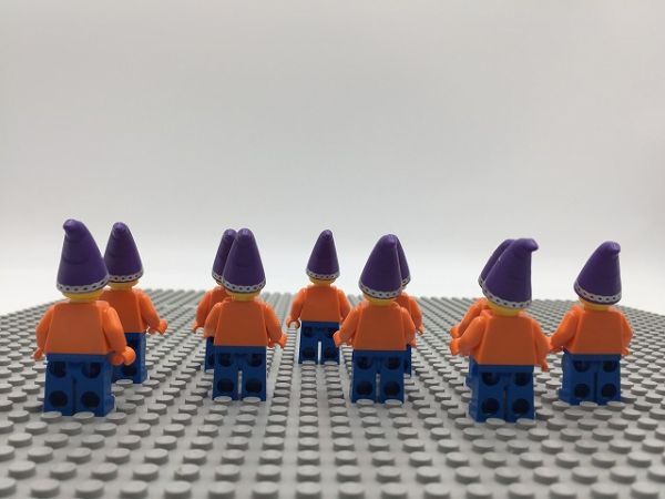 QQ13　レゴ　ミニフィグ　とんがり帽子・オレンジスペース柄　10個セット　新品未使用　LEGO社純正品_画像2