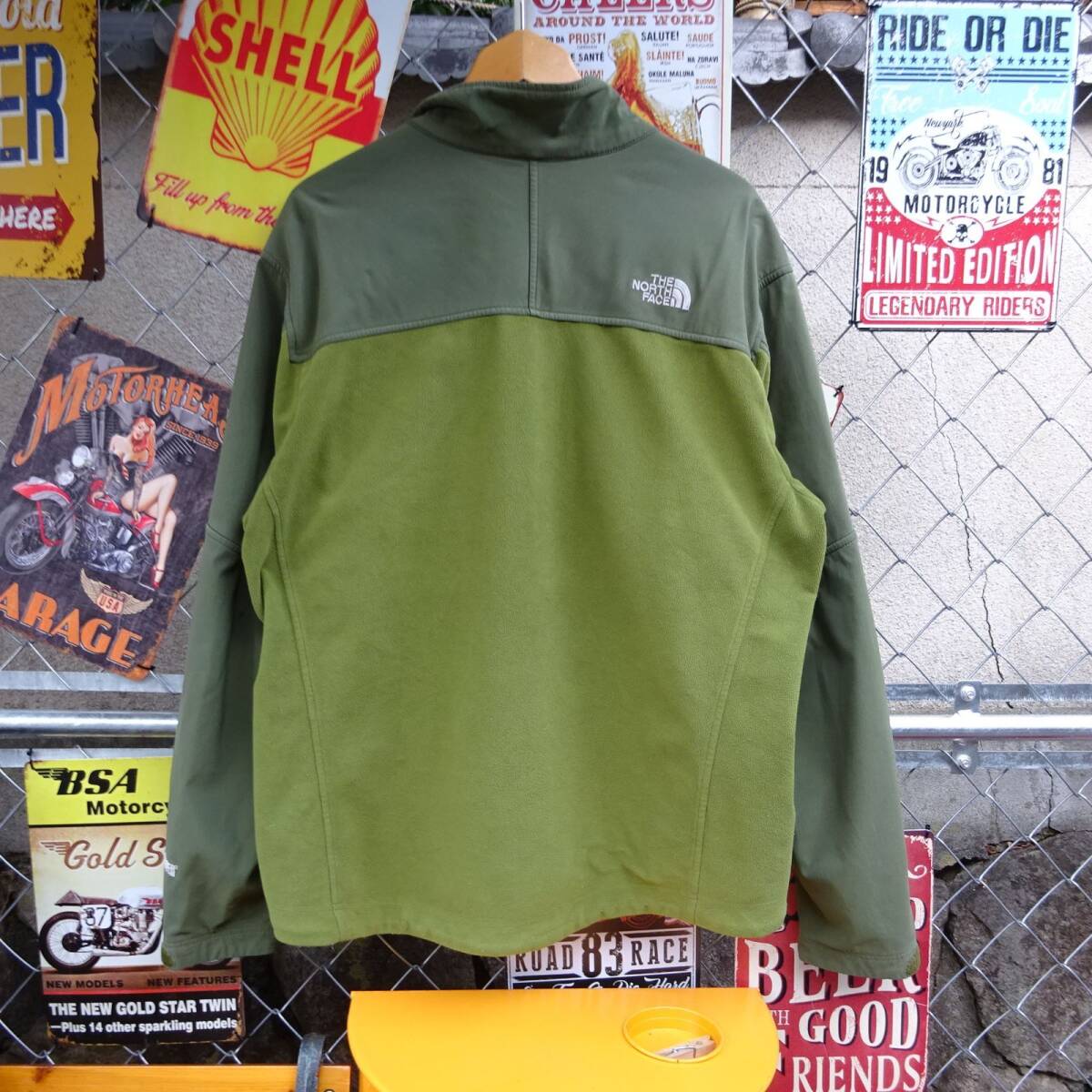 △ノースフェイス Flight 厭わ 軽量 パイルグリッドフリース素材 △ノースフェイス Flight 厭わ 軽量 パイルグリッドフリース素材