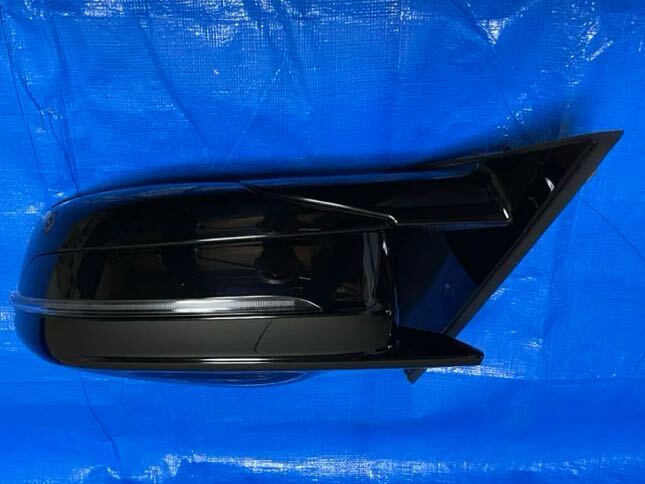 BMW M3 M4 G80 G82 G83 left door mirror heater with memory 