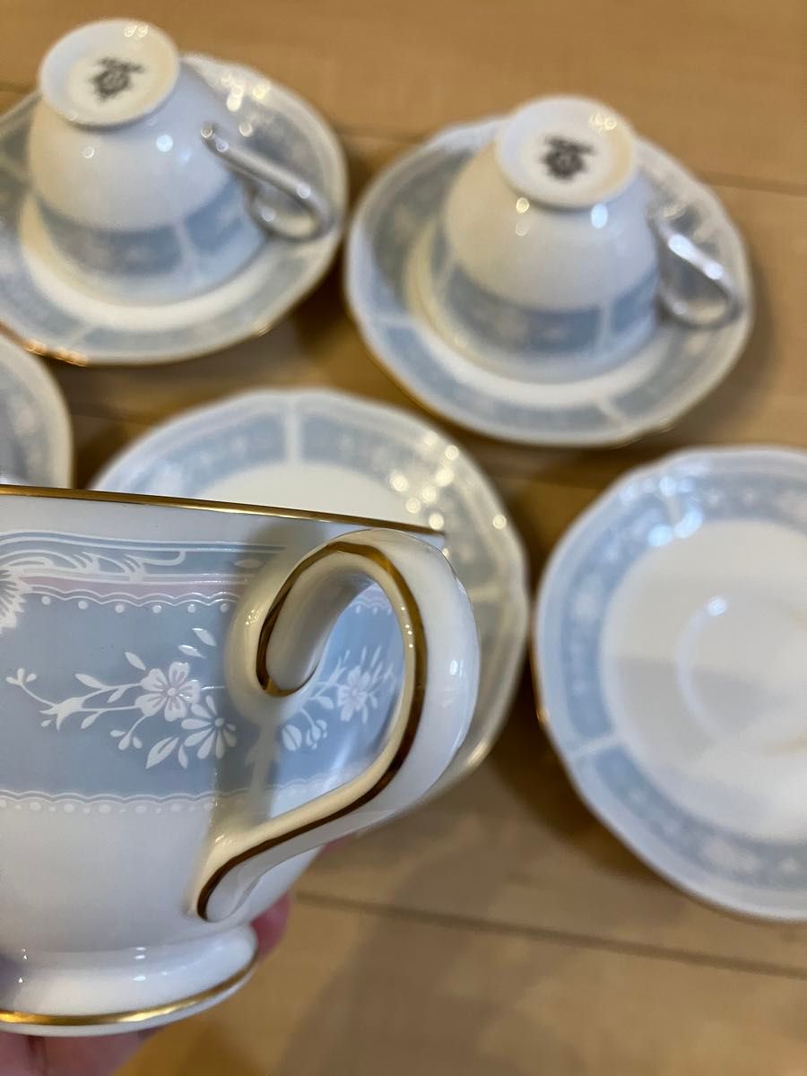 【新品未使用】Noritake ノリタケ カップ ソーサー　５客セット　ブルー水色花柄　ゴールド縁取り　