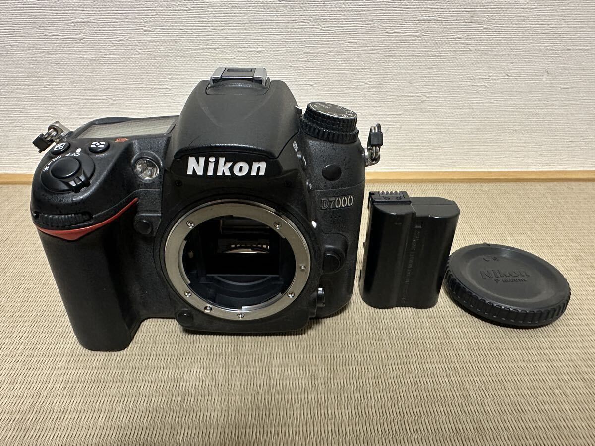 ニコン Nikon D7000 デジタル一眼レフ ボディ バッテリー付き_画像1