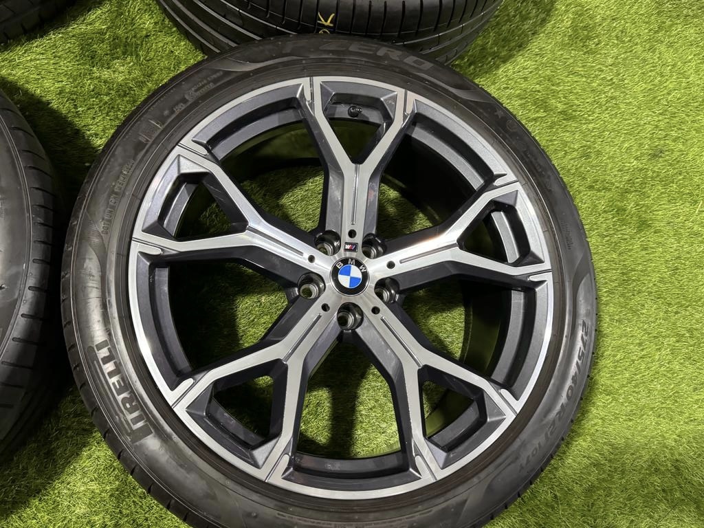 BMW X5純正 G05 21in 9.5J +37 10.5J +43 PCD112 ダブルスポークスタイリング742M G06 G05 X6 G07 X7 Pirelli の画像3