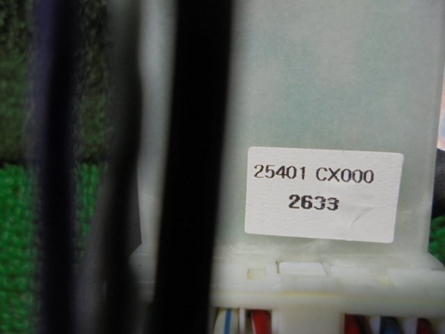 4EA5026JL3 ) 日産 セレナ TC24/TNC24 後期型 純正運転席パワーウィンドウスイッチ 25401CX000_画像2