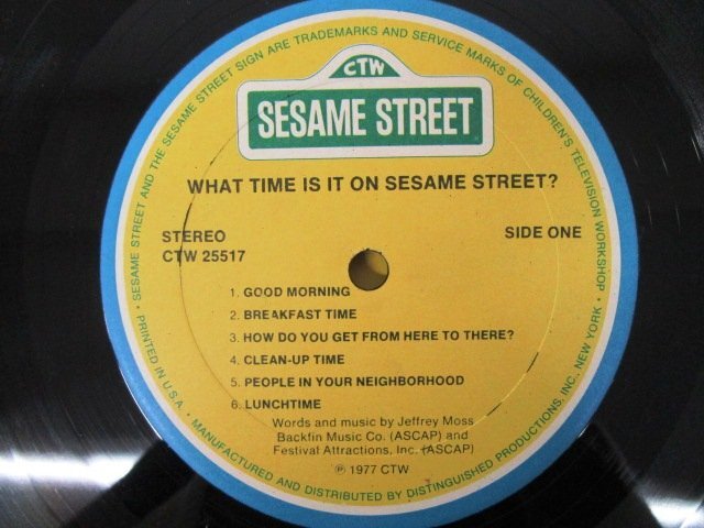 ◇F2743 LPレコード「【時計盤付き】セサミストリート WHAT TIME IS IT ON SESAME STREET?」CTW-25517 US盤/米盤/LP盤の画像4