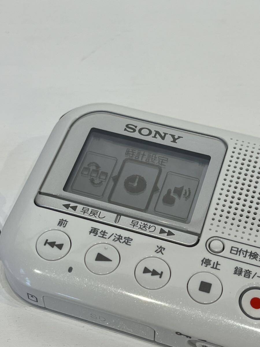 SONY ソニー◆ICレコーダー ICD-LX31 美品 オーディオ機器 ボイスレコーダー メモリーカード欠品【通電のみ確認済】ホワイト _画像4