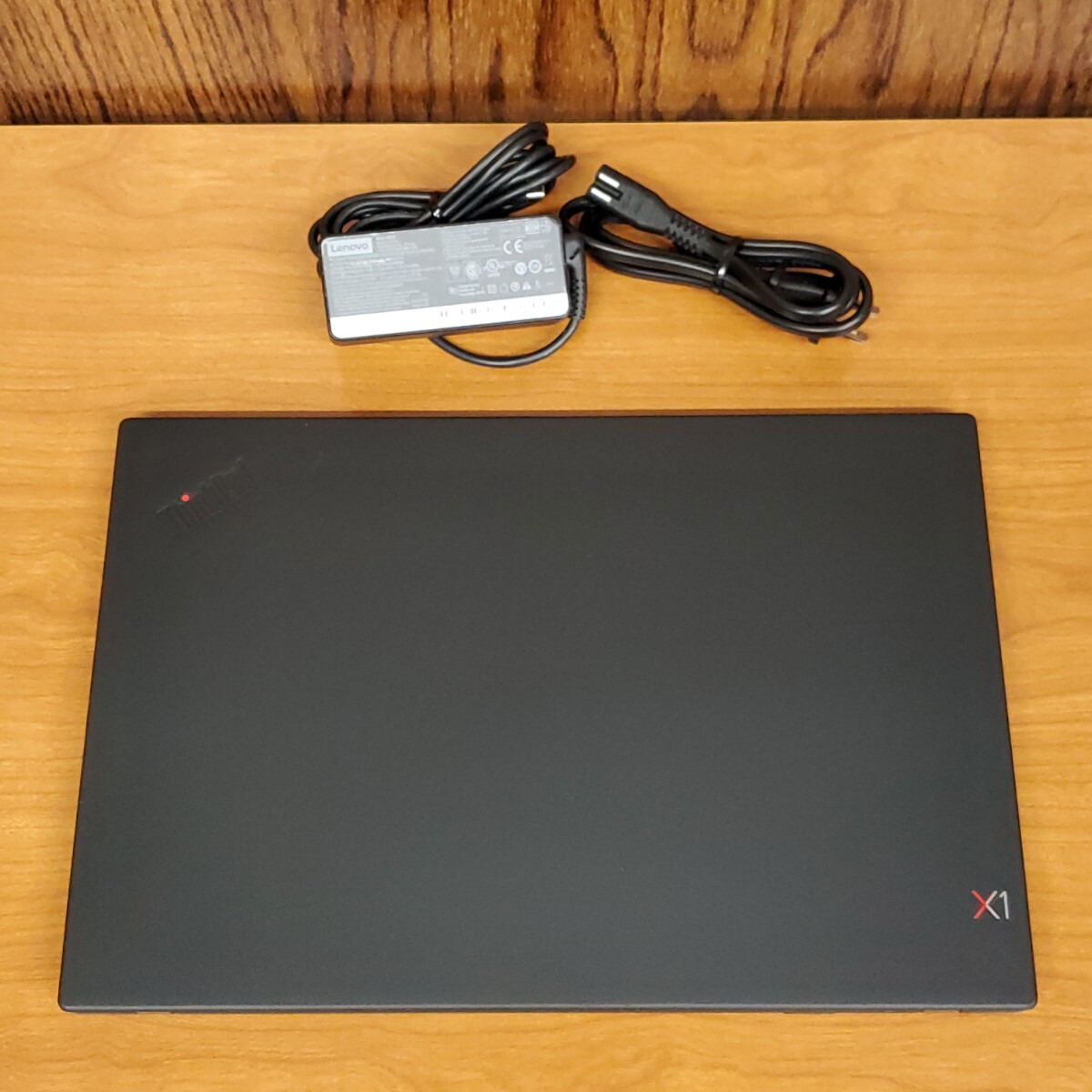 Lenovo ThinkPad X1 Carbon 6thの画像1
