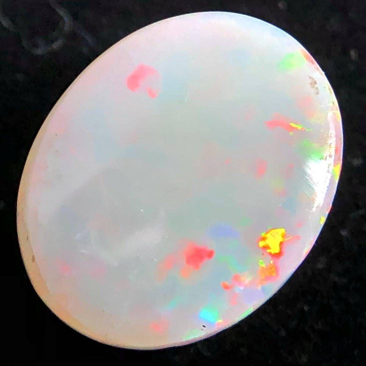 遊色効果抜群!! ☆天然オパール1.945ct☆A 約10.2×8.2mm ルース 裸石 宝石 ジュエリー jewerly opal _画像4