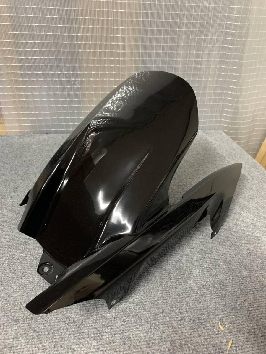 Z900RS リアインナーフェンダー 黒ゲル塗装仕様の画像1