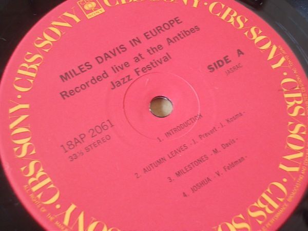 P7825　即決　LPレコード　マイルス・デイビス『イン・ヨーロッパ』　国内盤_画像3