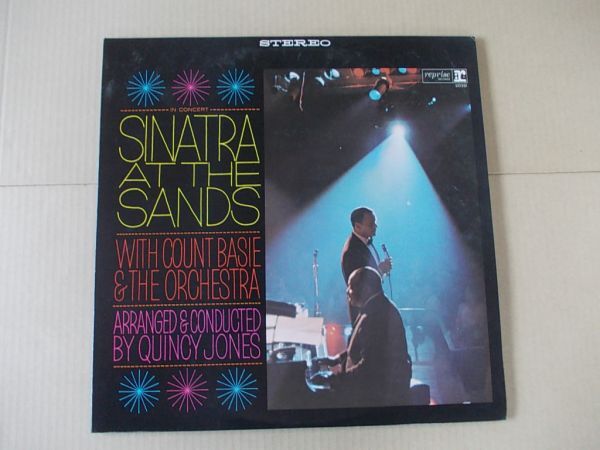 P7859　即決　LPレコード　フランク・シナトラ『SINATRA AT THE SANDS』輸入盤　US盤　2枚組_画像1