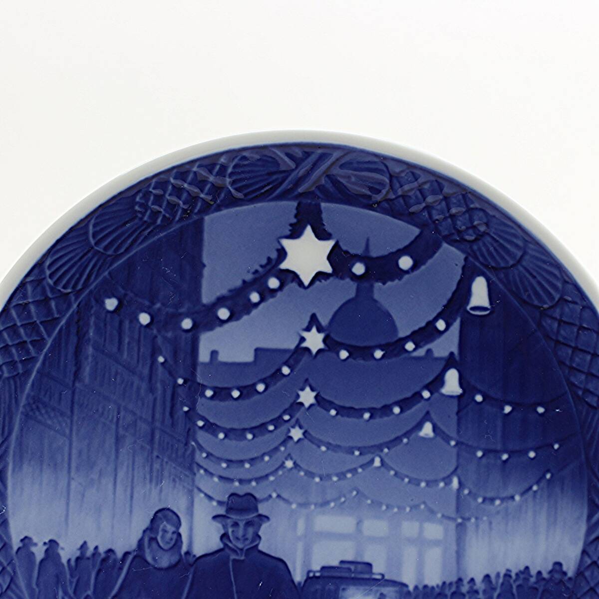 希少 1937年 ロイヤルコペンハーゲン イヤープレート 「コペンハーゲンのクリスマス風景」 フランス語版 北欧 デンマーク の 陶磁器 wwww8