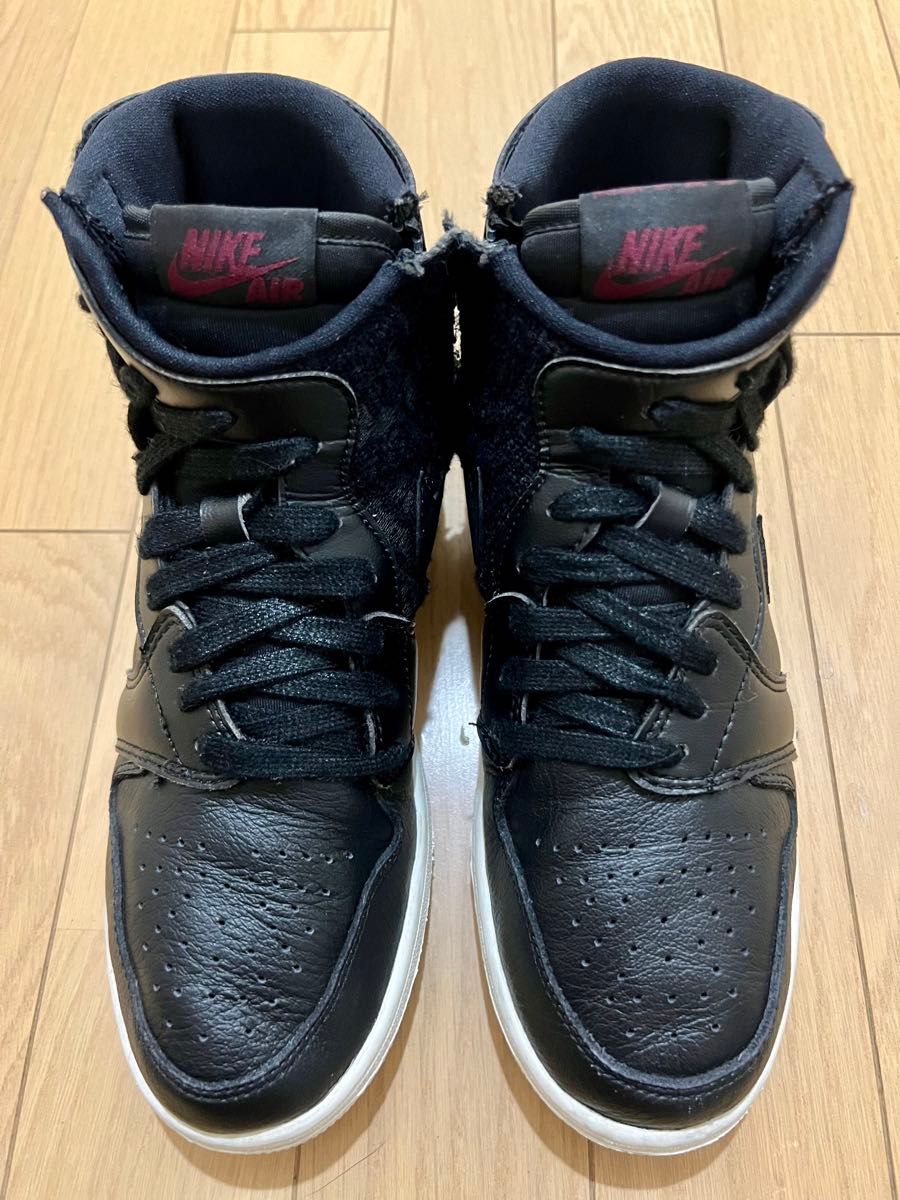 Nike Wmns Air Jordan 1 Rebel XX 23cm