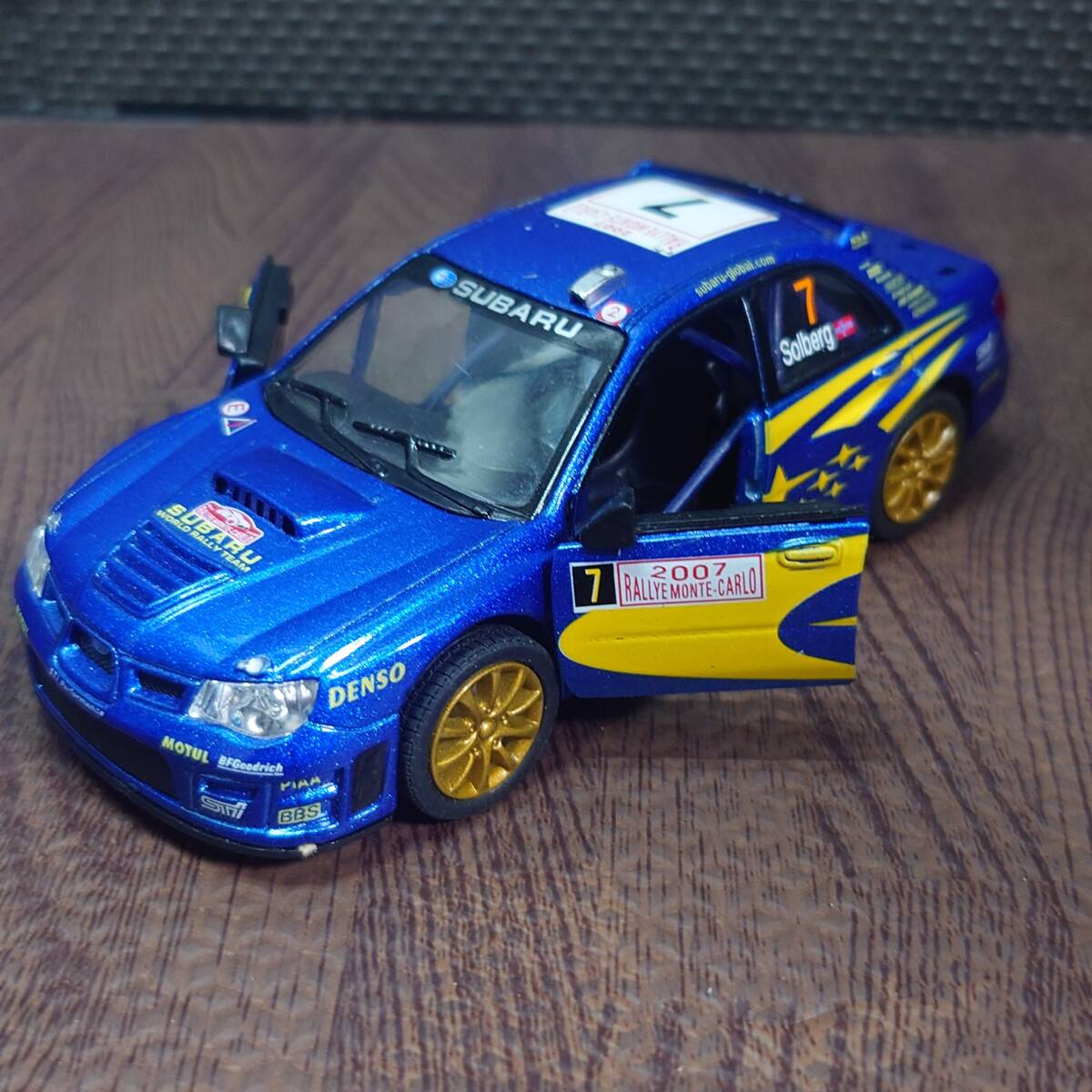 【ジャンク】KINSMART Subaru Impreza WRC 2007 KT5328　キンスマート　スバル　インプレッサー　【管理No.1184】_画像6