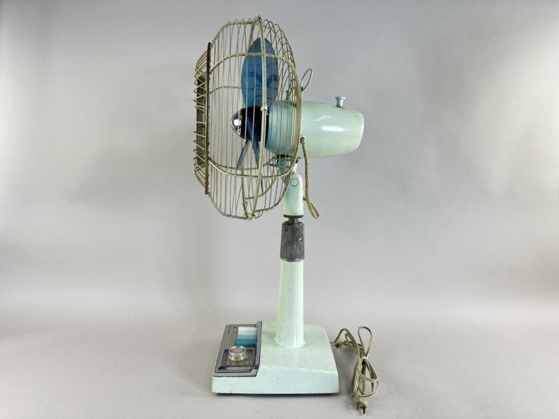 i136 昭和レトロ 当時物 National ナショナル 扇風機 30cm ELECTRIC FAN 30HD 箱付き 動作確認済みの画像3