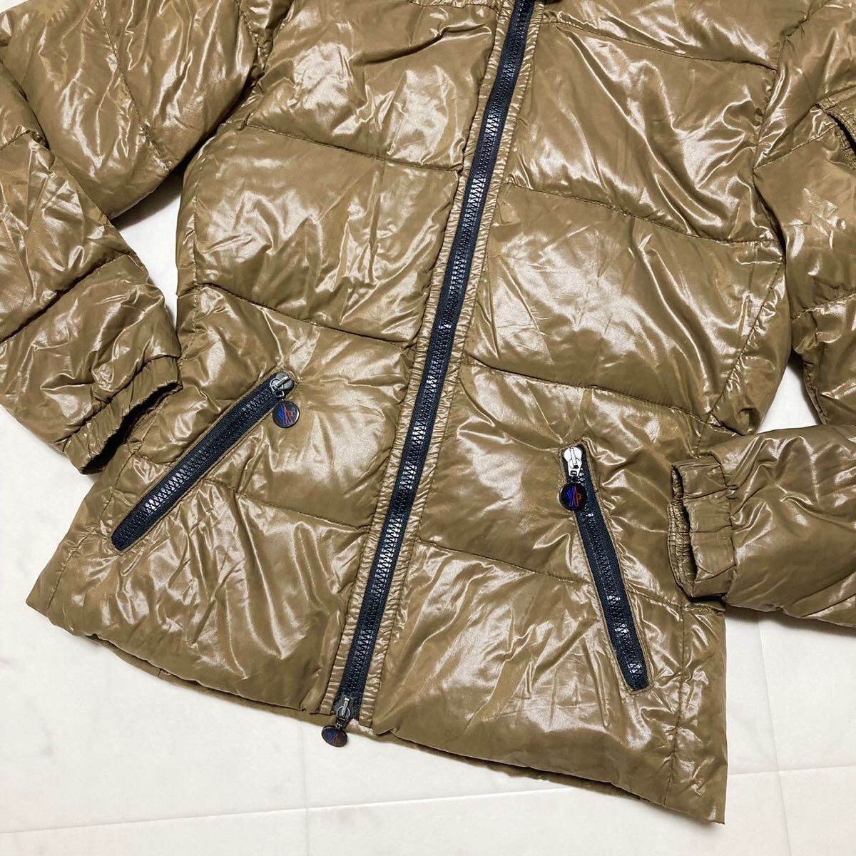 1円〜 極美品 MONCLER モンクレール ダウンジャケット BADIA バディア スプレンダーズ&カンパニー 正規代理店タグ デカワッペン 00サイズ_画像3