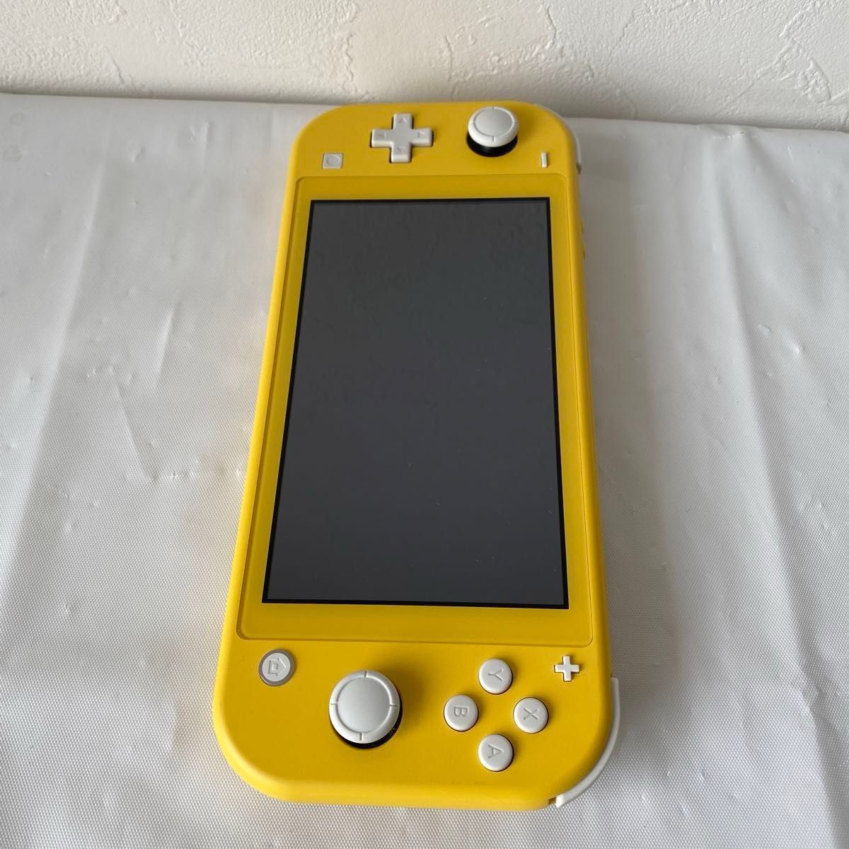 純正品 ACアダプター付き Nintendo Switch Lite イエロー ニンテンドースイッチライト 初期化済 箱無 任天堂