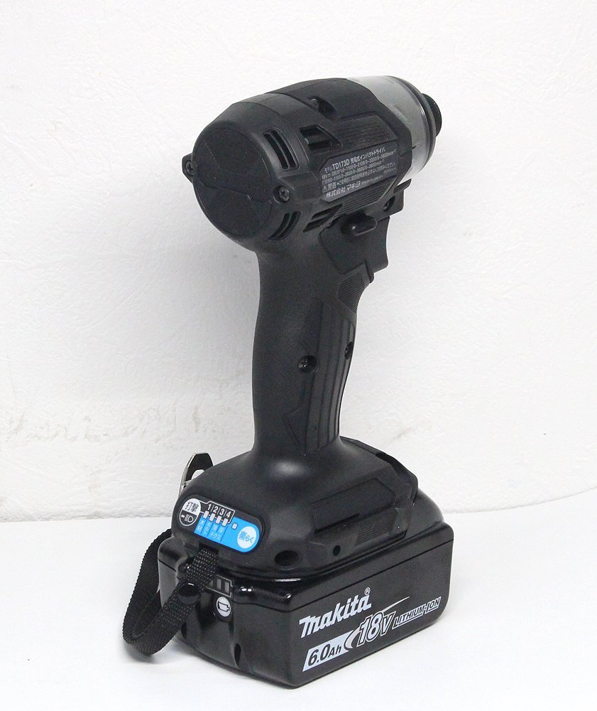 makita マキタ インパクトドライバ TD173DRGXB ブラック 18V 6.0Ah バッテリ(BL1860B)×2 充電器(DC18RF) ケース付 2042988の画像3