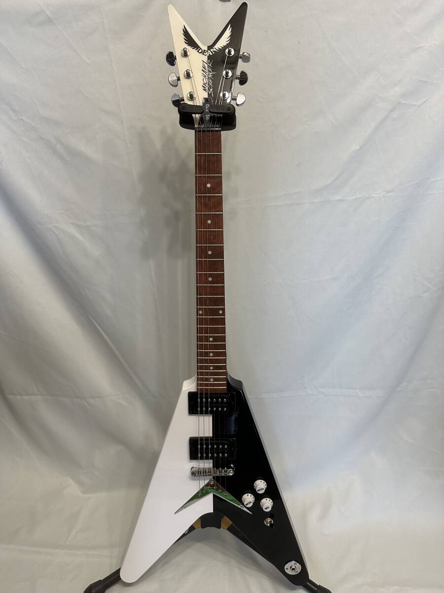 DEAN MICHAEL SCHENKER STANDARD (Black and White) マイケル・シェンカー シグネチュアの画像1