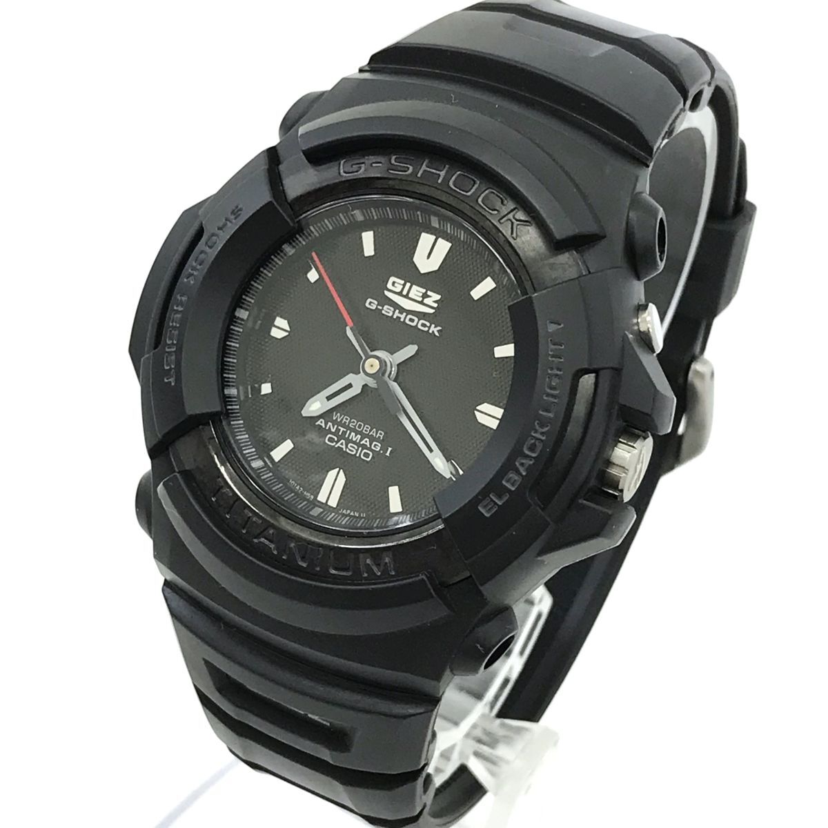 美品 CASIO カシオ G-SHOCK ジーショック GIEZ 腕時計 GS-500 クオーツ アナログ ラウンド ブラック TITANIUM チタン ウォッチ 20気圧防水_画像3