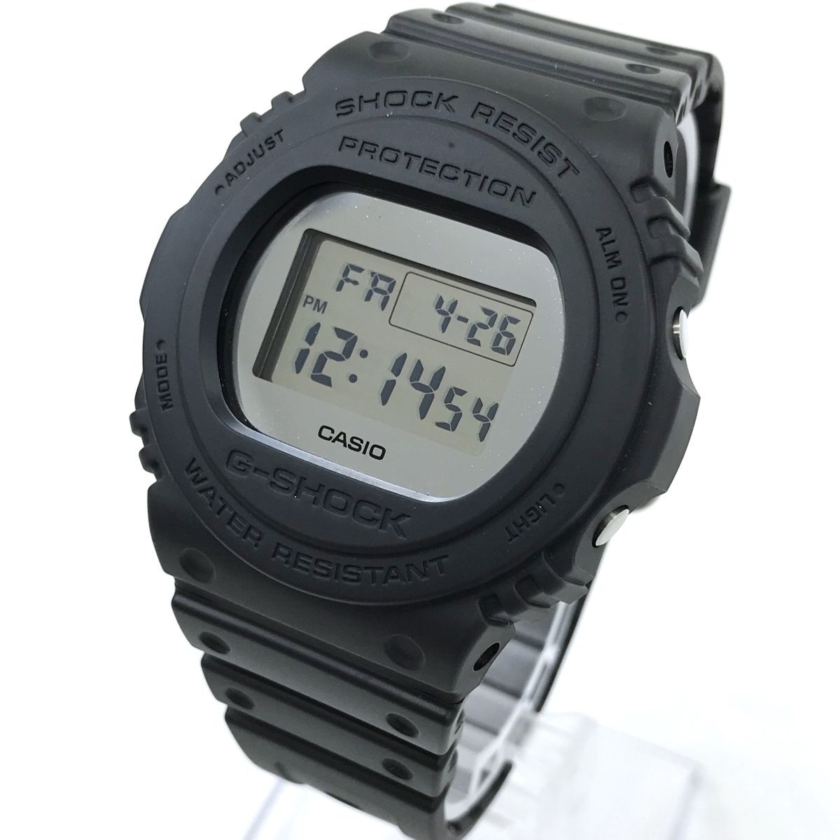 新品 CASIO カシオ G-SHOCK ジーショック 腕時計 DW-5700BBMA クオーツ デジタル ラウンド ブラック ミラー コレクション 箱付 動作確認済_画像3