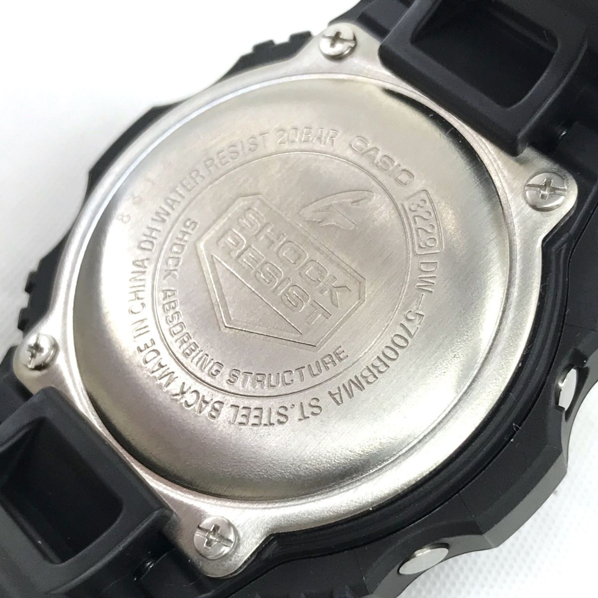 新品 CASIO カシオ G-SHOCK ジーショック 腕時計 DW-5700BBMA クオーツ デジタル ラウンド ブラック ミラー コレクション 箱付 動作確認済_画像6