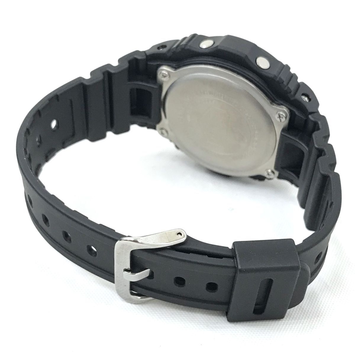 新品 CASIO カシオ G-SHOCK ジーショック 腕時計 DW-5700BBMA クオーツ デジタル ラウンド ブラック ミラー コレクション 箱付 動作確認済_画像5