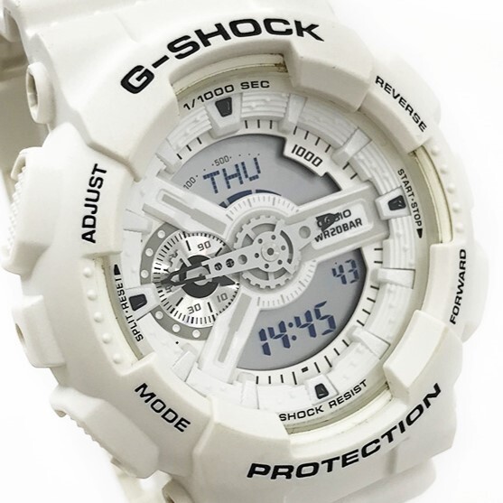 美品 CASIO カシオ G-SHOCK ジーショック 腕時計 GA-110MW-7A クオーツ アナデジ ラウンド ホワイト コレクション 箱付 動作確認済みの画像1