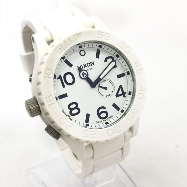 新品 NIXON ニクソン 腕時計 51-30 クオーツ アナログ ラウンド ホワイト 白 コレクション コレクター おしゃれ 電池交換済 動作確認済の画像3