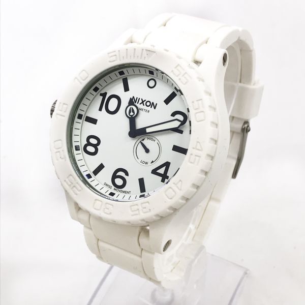 新品 NIXON ニクソン 腕時計 51-30 クオーツ アナログ ラウンド ホワイト 白 コレクション コレクター おしゃれ 電池交換済 動作確認済の画像2