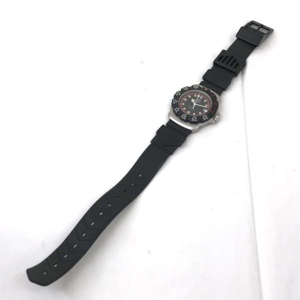 TAG HEUER タグホイヤー 腕時計 クオーツ WA1214 プロフェッショナル フォーミュラ1 ブラック 黒 レッド コレクション コレクター おしゃれの画像6
