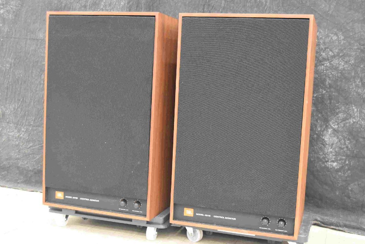 F☆JBL 4311B ペア ☆中古☆の画像1