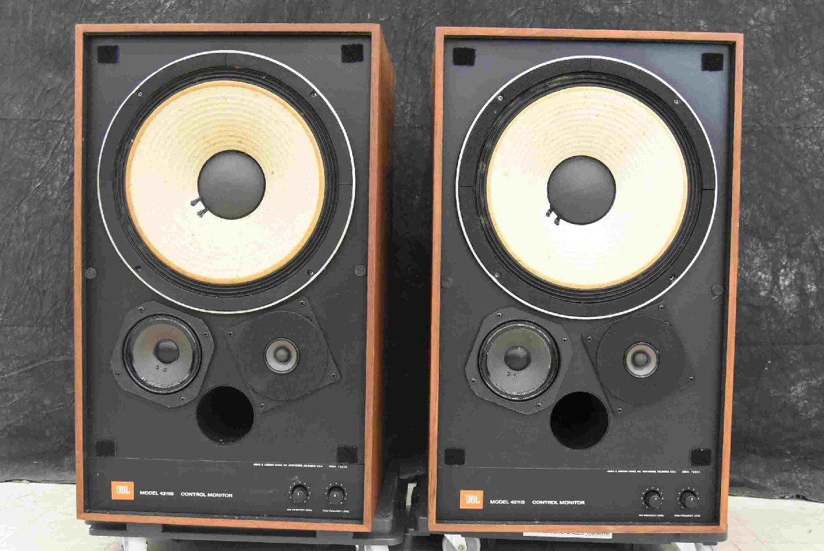 F☆JBL 4311B ペア ☆中古☆の画像2