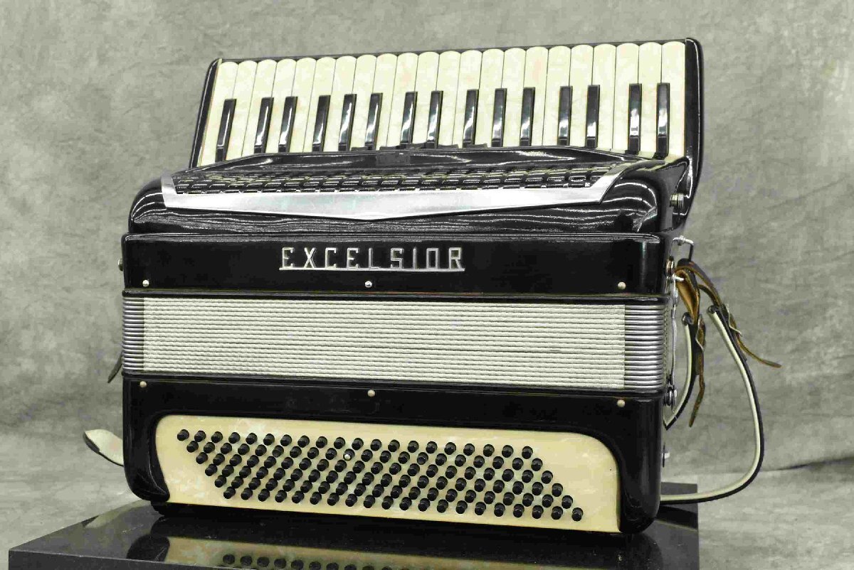 F*EXCELSIOR Excel car -303/S accordion * used *