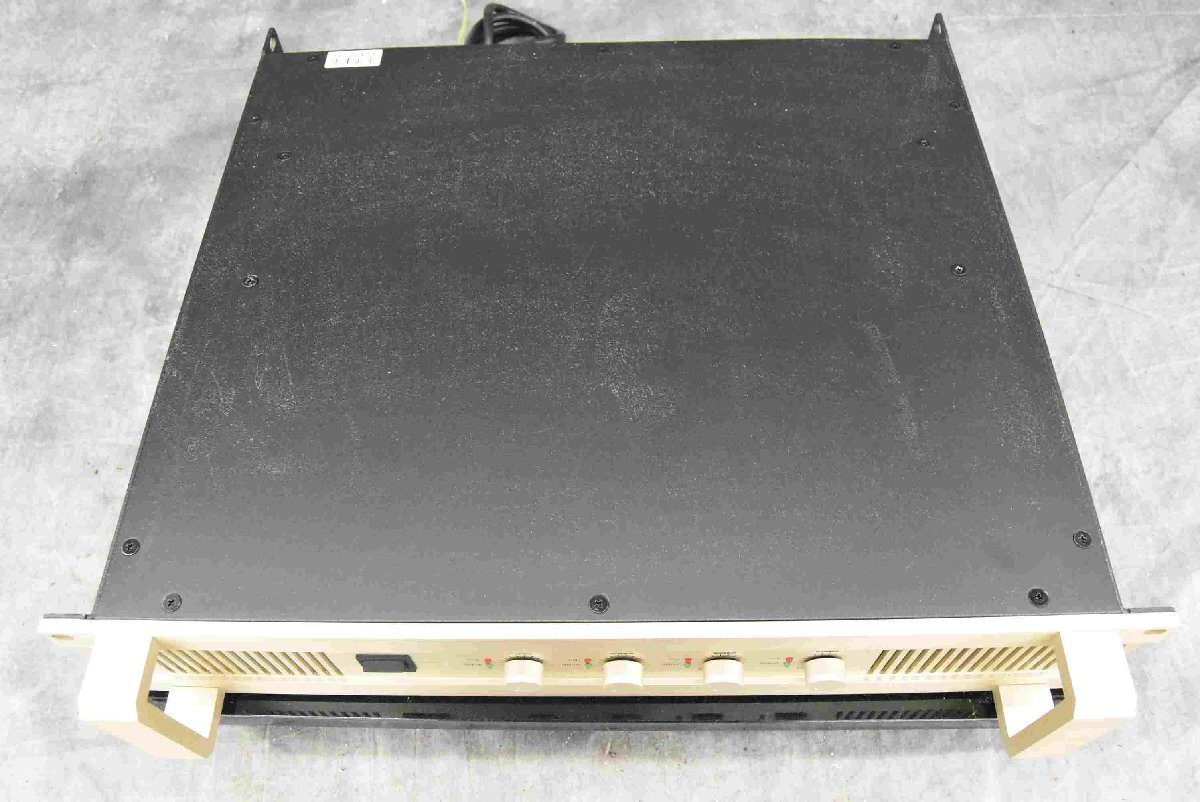 F* Classic Pro Classic Pro CP 4100 4 channel power amplifier ② * used *