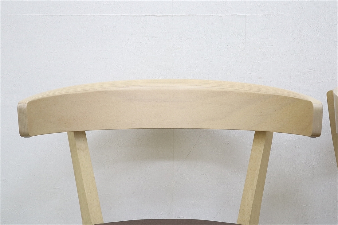 ◆karimoku カリモク家具 CA37モデル ダイニングチェア 食堂椅子 2脚セット 合成皮革 軽量 木製 モダン シンプル CA3700F562の画像6